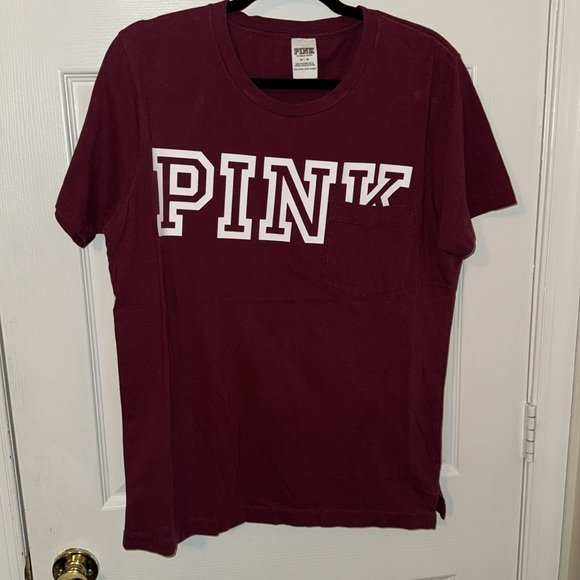 PINK Victoria’s Secret T-shirt Size M Color Burgundy White - Picture 2 of 8